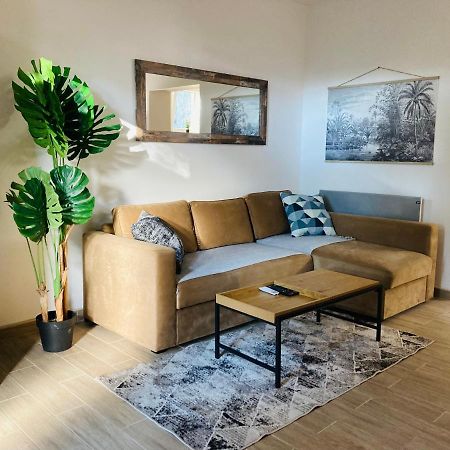 Enjoy Gardos apartment Belgrado Exterior foto